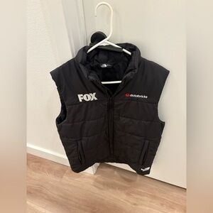The North Face mens vest *Read*